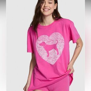 ✨VS Pink short sleeve campus tee sz XXL NWT